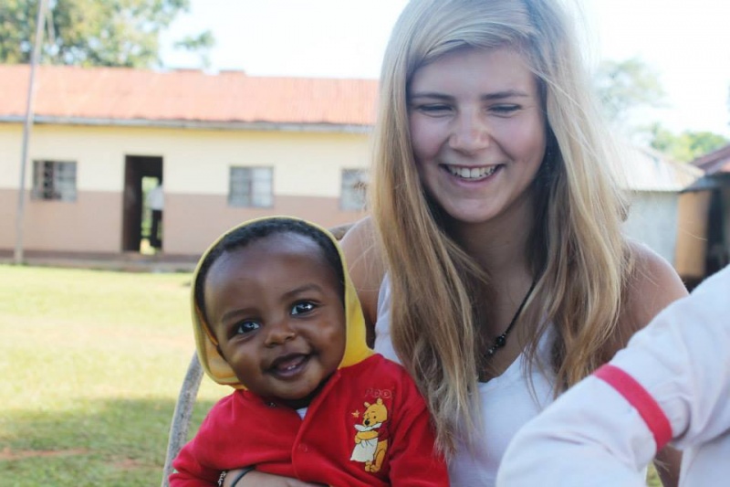 Tabitha Stimpfle und Leo Omondi in Uhola, Kenia, 2013