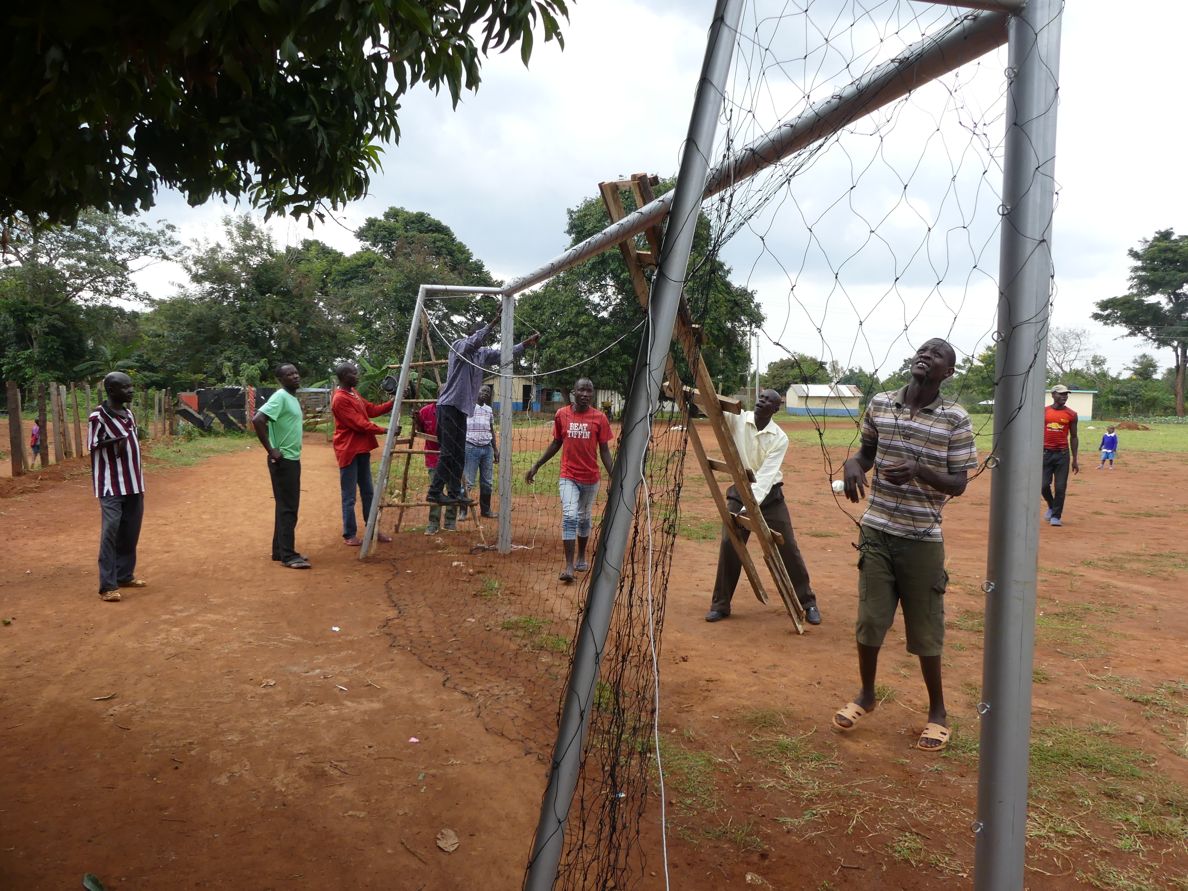 Fußball in Uhola (2)